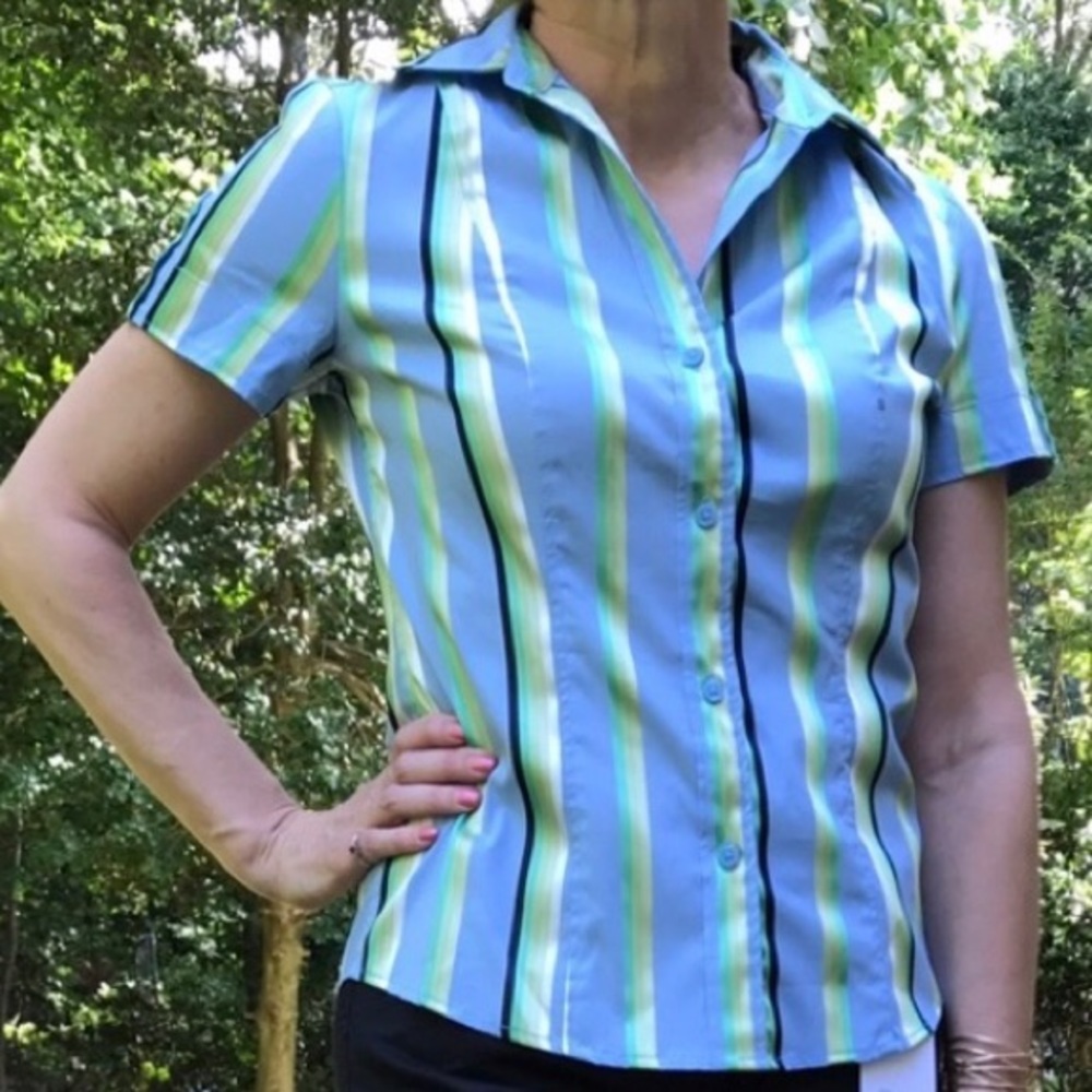 New York and Company - Women's short sleeved top.